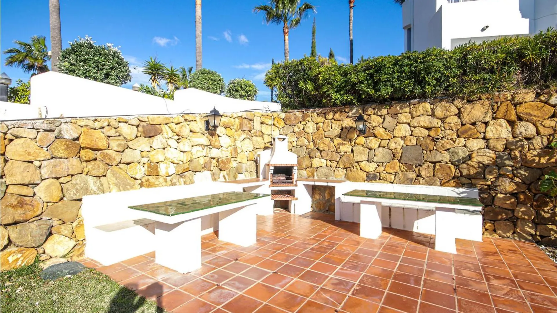 Cozy Apartment In Mijas Costa With Kitchen Sitio de Calahonda
